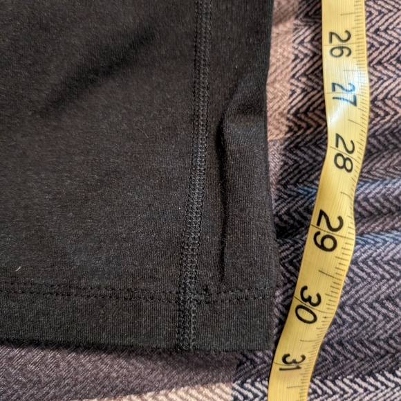 Old Navy Active Capris - Picture 2 of 3